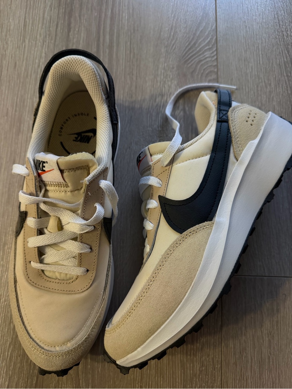 Nike Women’s Waffle Debut Beige & Black Casual Sneakers
